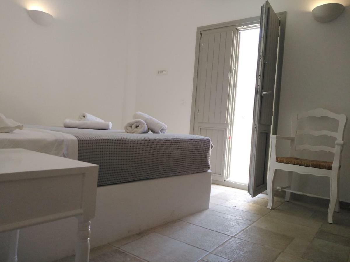 Helios Beach Hotel Perissa  Exterior photo